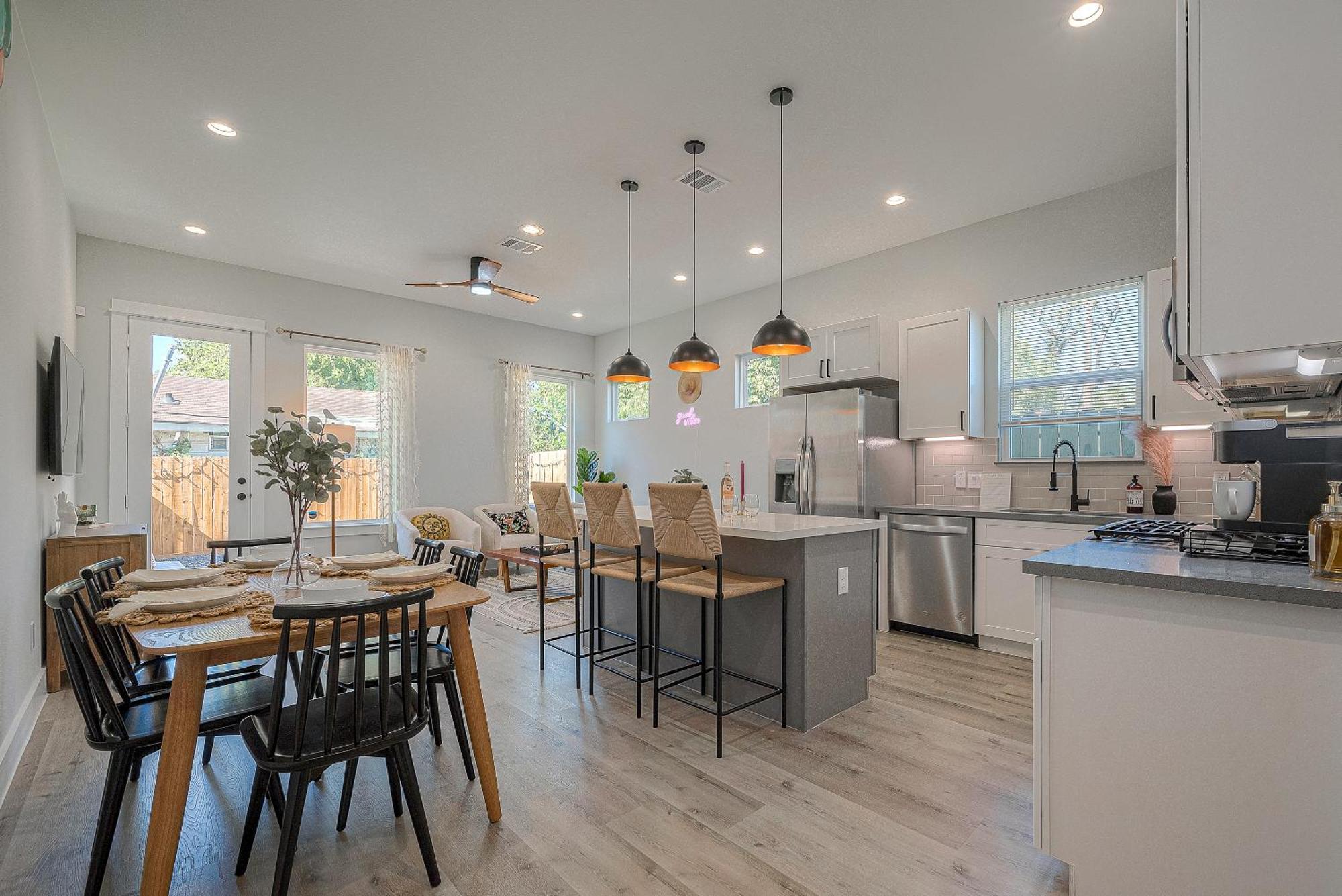 Modern Home Near Downtown With Fast Wifi, Bbq, Games & Ev Equipped! Houston Extérieur photo