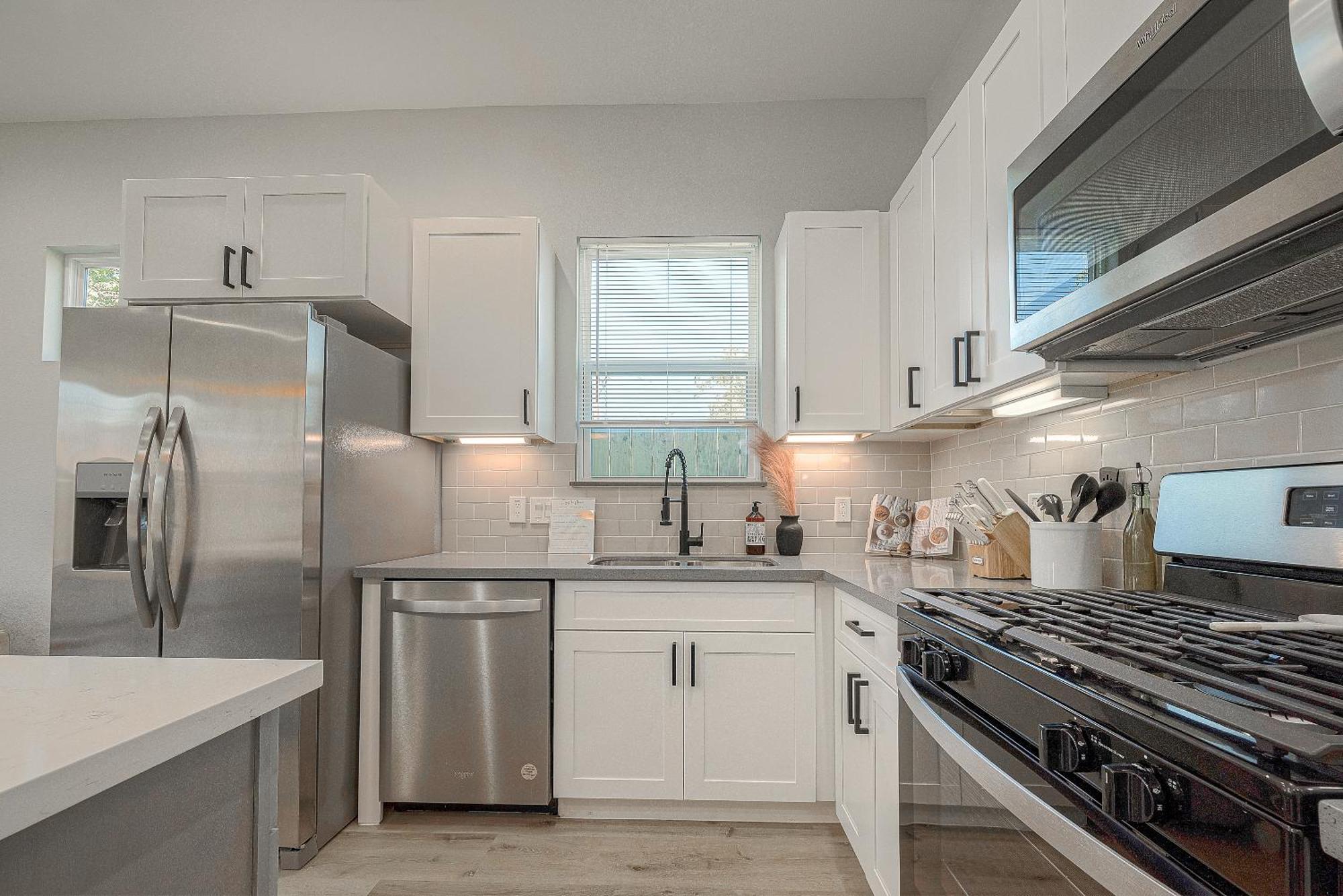 Modern Home Near Downtown With Fast Wifi, Bbq, Games & Ev Equipped! Houston Extérieur photo