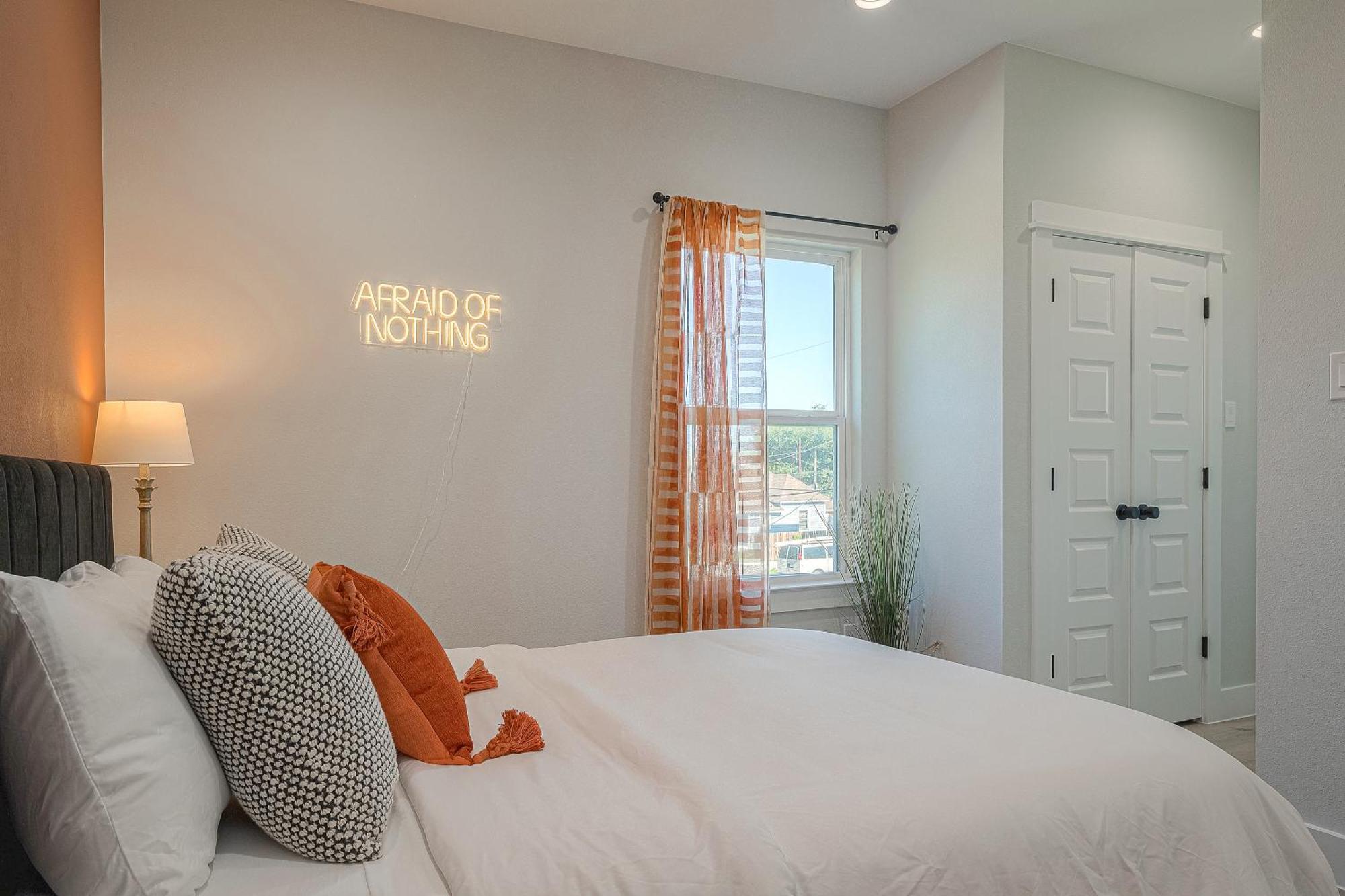 Modern Home Near Downtown With Fast Wifi, Bbq, Games & Ev Equipped! Houston Extérieur photo